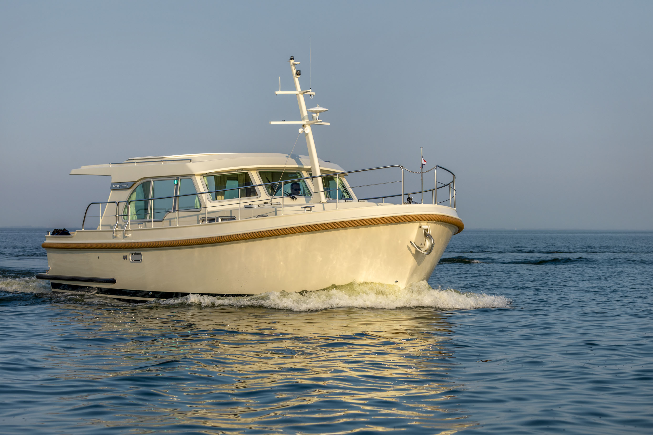 Linssen G. S. 40.1 Sedan - Viridis - Außenansicht