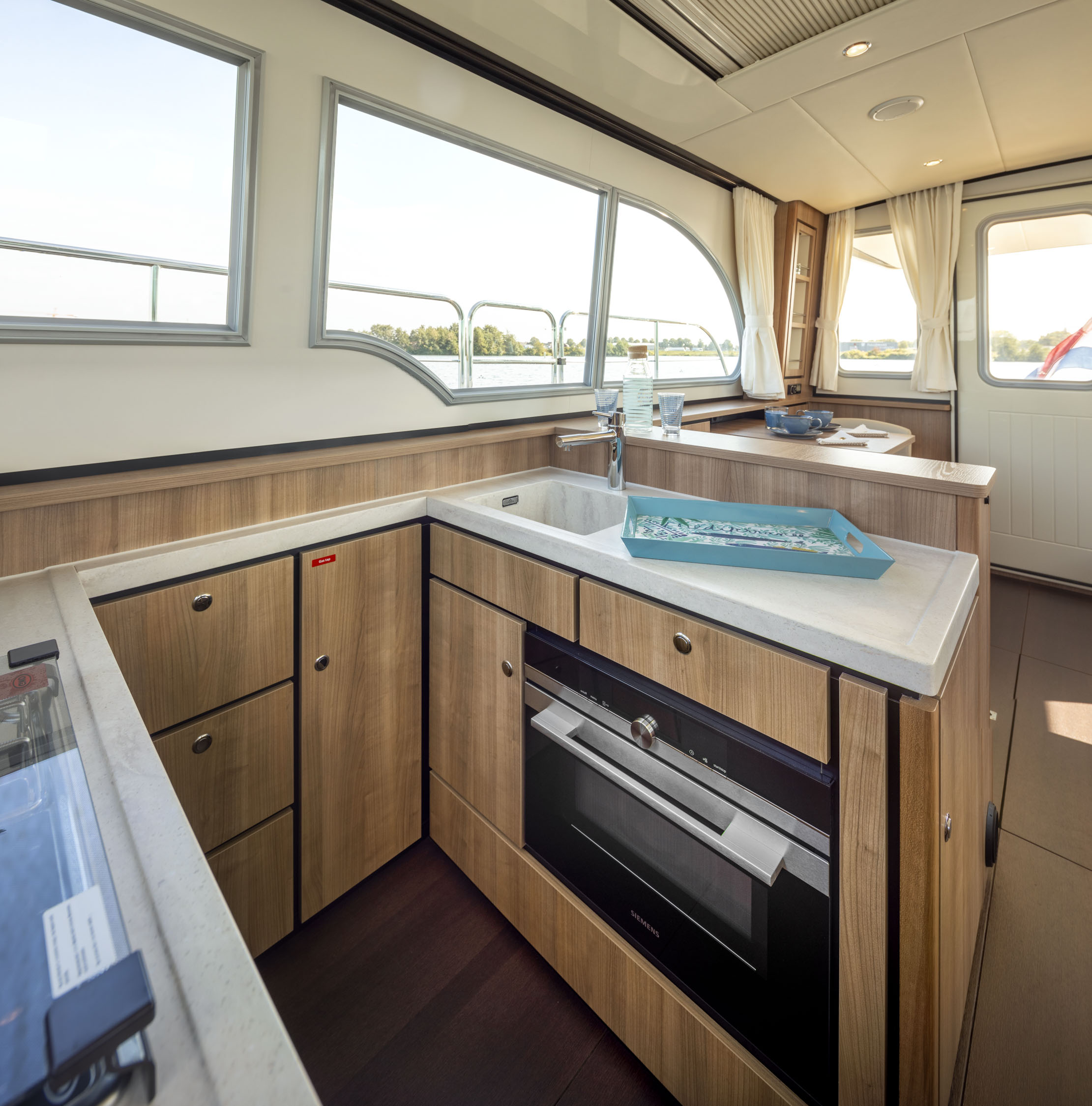 Linssen G. S. 40.1 Sedan - Viridis - Pantry